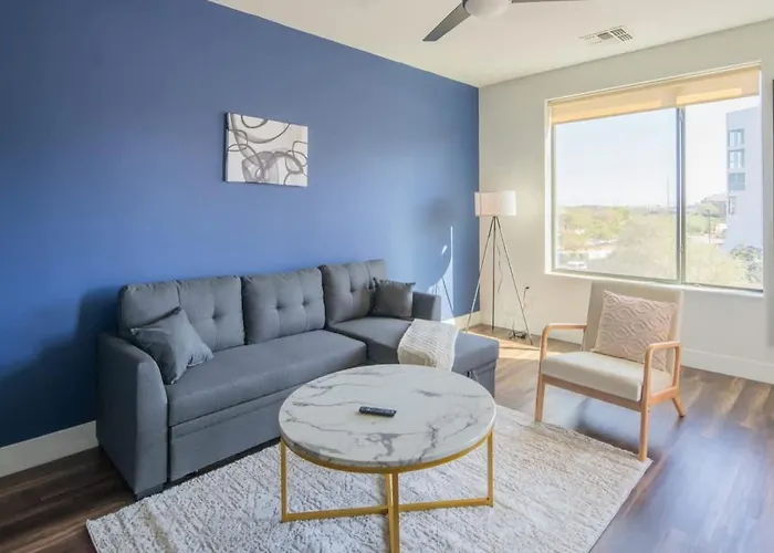 Apartment Beautiful 1bd - Pool, Gym, Parking, W-d - Sleeps 4 Tempe